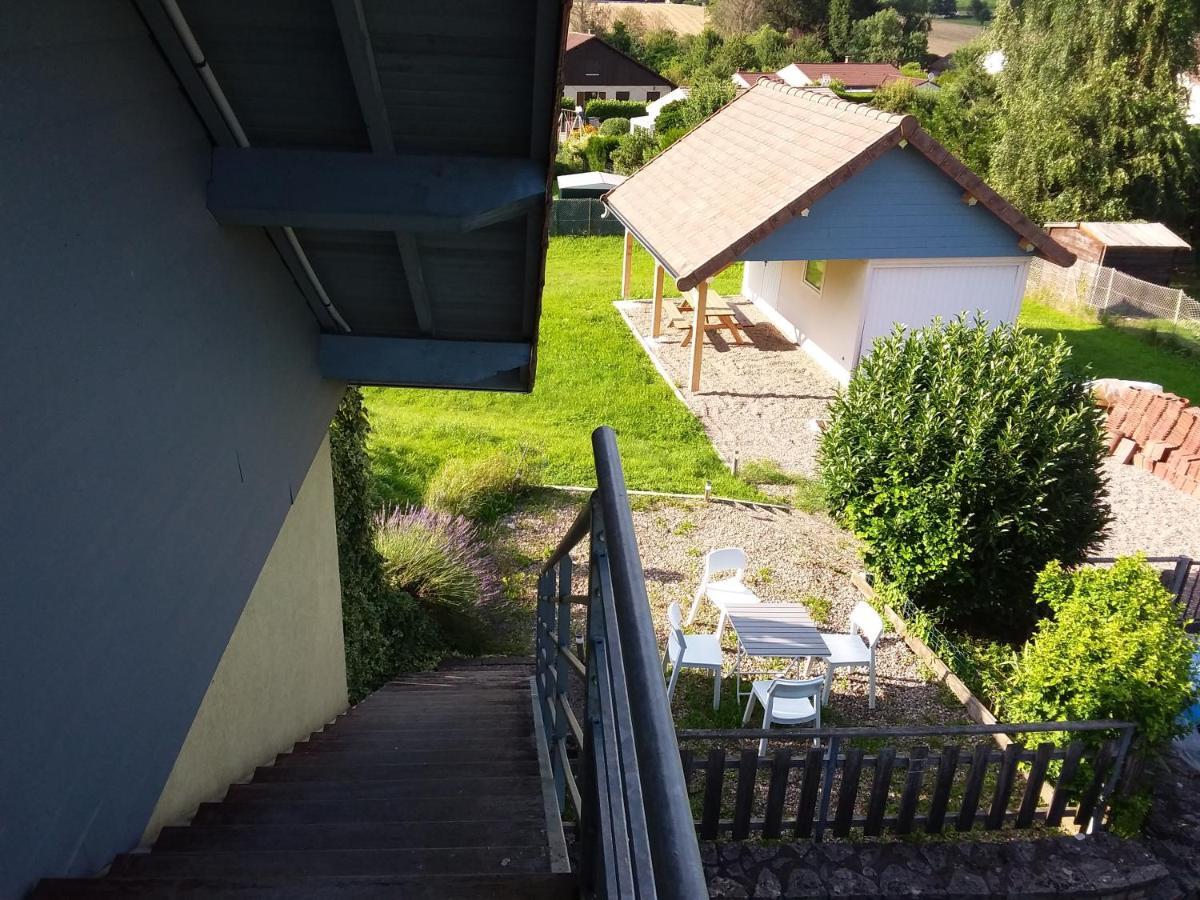 Appartement Lumineux, Calme Et Panoramique !! Pouligney-Lusans Exterior photo